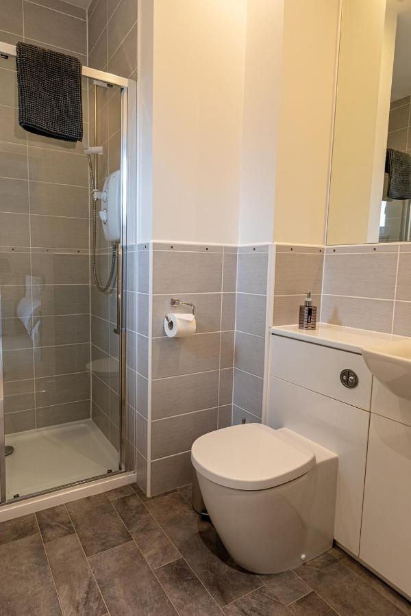 Hedgefield House - Serene Top Floor Flat Инвернес Екстериор снимка